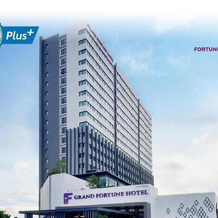 Grand Fortune Hotel Nakhon Si Thammarat Esterno foto