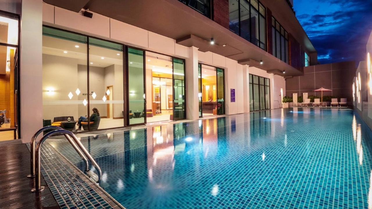 Grand Fortune Hotel Nakhon Si Thammarat Esterno foto