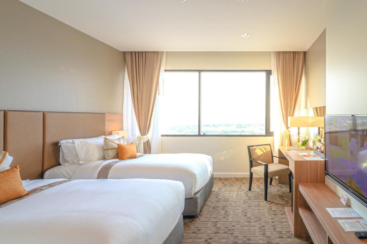 Grand Fortune Hotel Nakhon Si Thammarat Esterno foto
