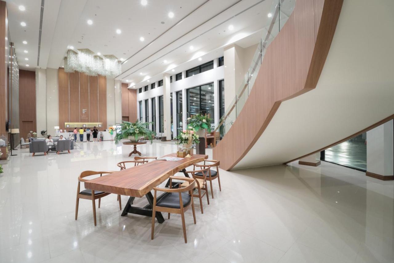 Grand Fortune Hotel Nakhon Si Thammarat Esterno foto