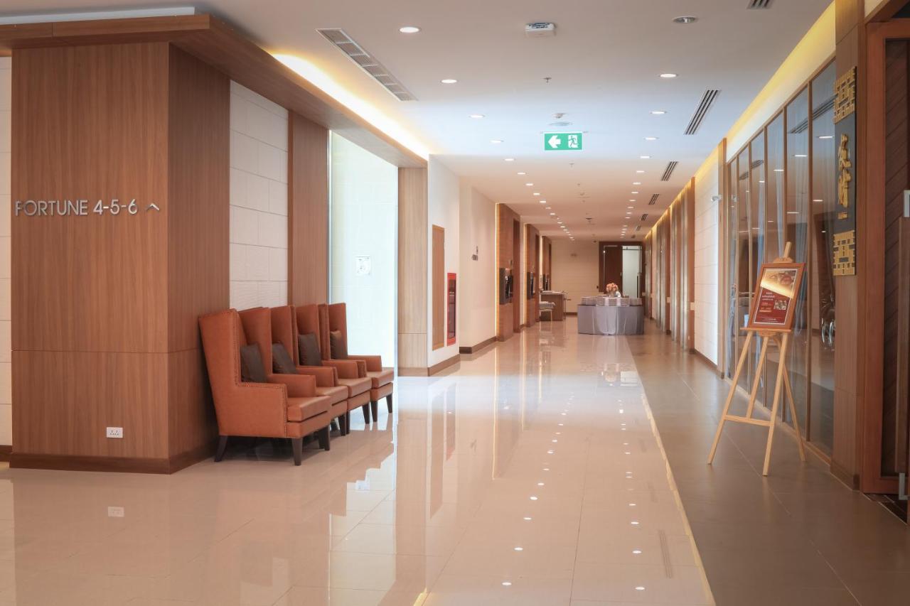 Grand Fortune Hotel Nakhon Si Thammarat Esterno foto